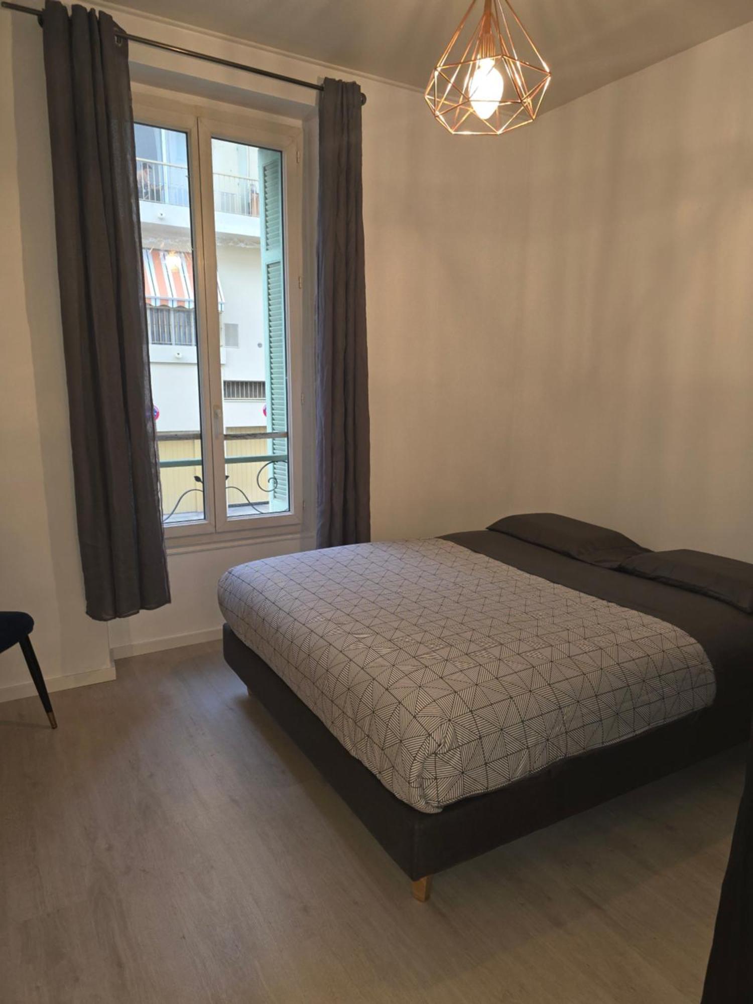 Appartement Cosy Moderne Calme Hyper Centre Gare Sncf Nice Exterior photo
